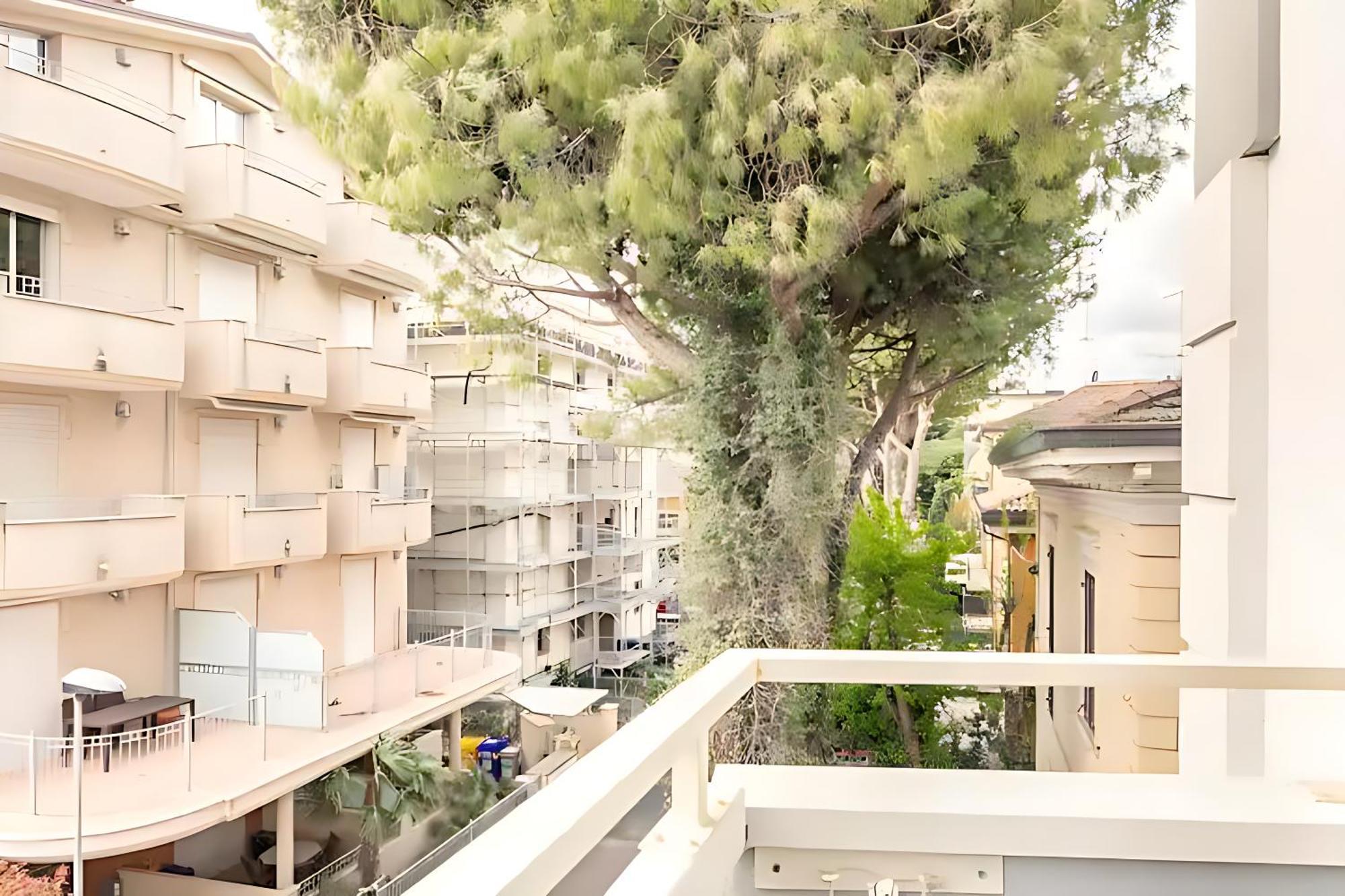 Hotel Argia Marina Centro 3*